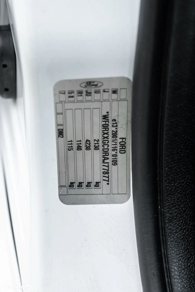 Ford Kuga 2.5 4x4 Individual - 26