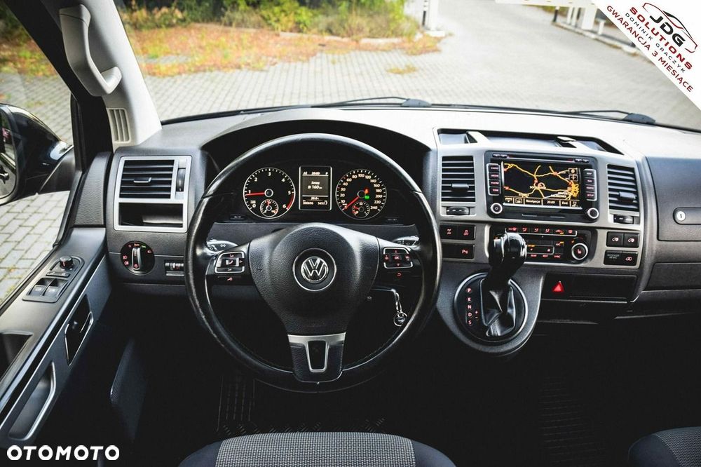 Volkswagen Caravelle - 16