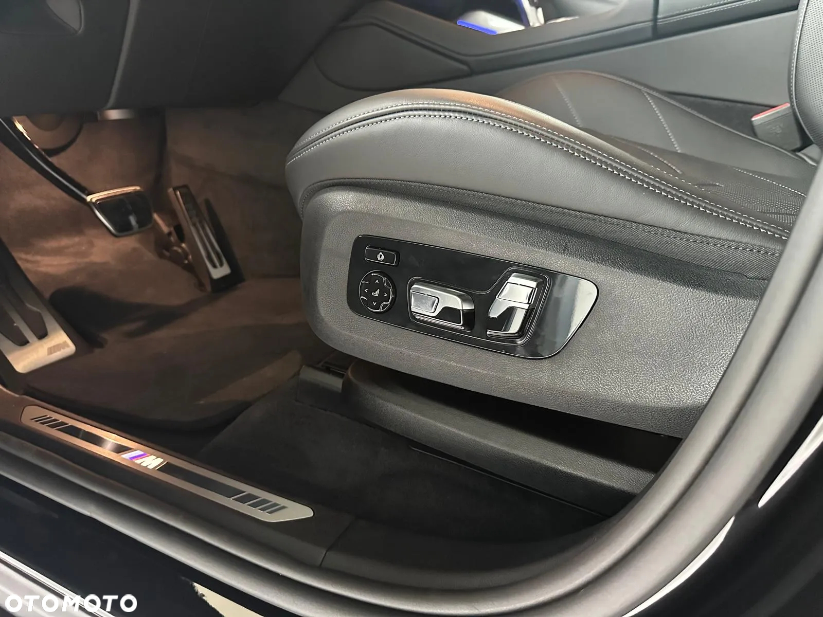 BMW XM 50e PHEV sport - 16