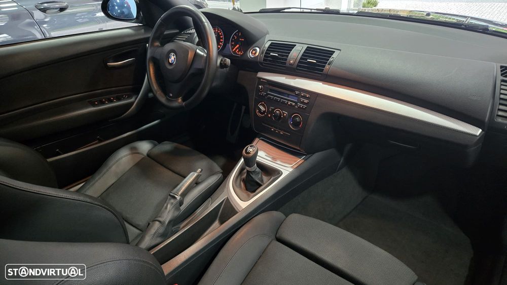 BMW 118 i Limited Edition Lifestyle c/ M Sport Pack - 6