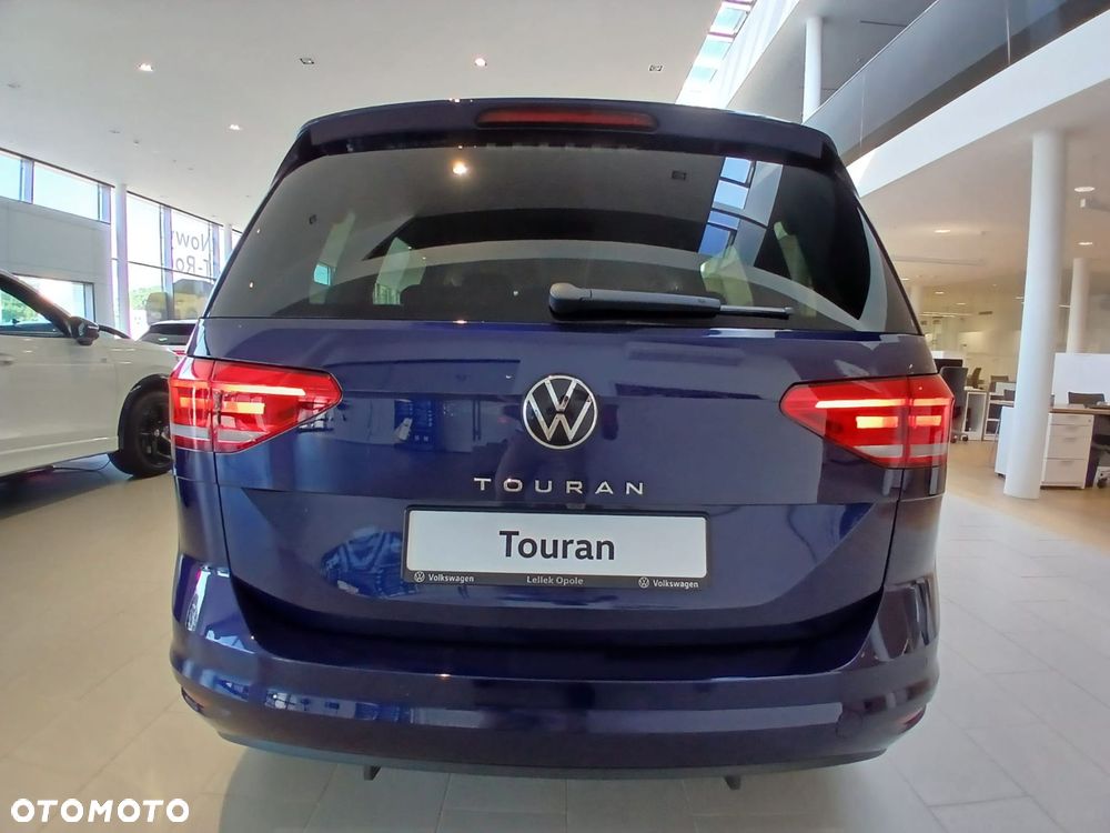 Volkswagen Touran - 6
