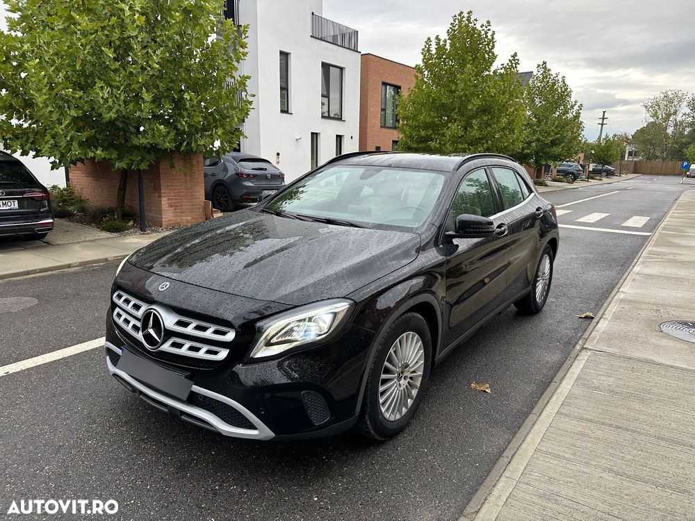 Mercedes-Benz GLA - 2