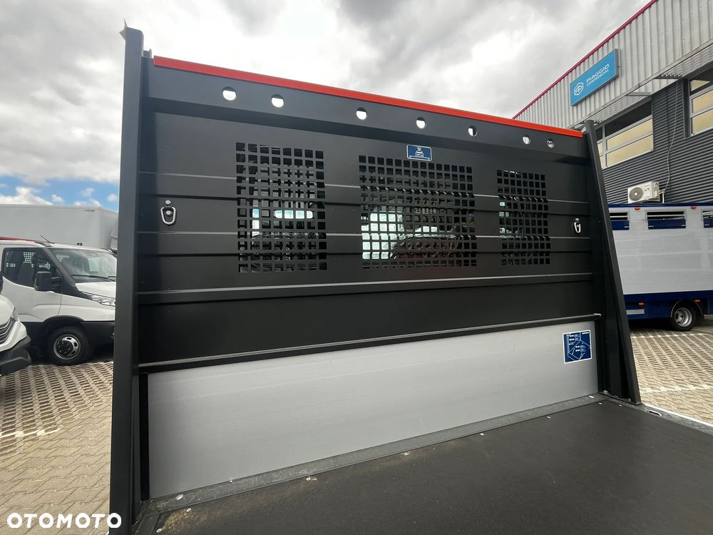 Iveco DOSTĘPNY OD RĘKI - HAK w CENIE - Daily 35S18H - 22