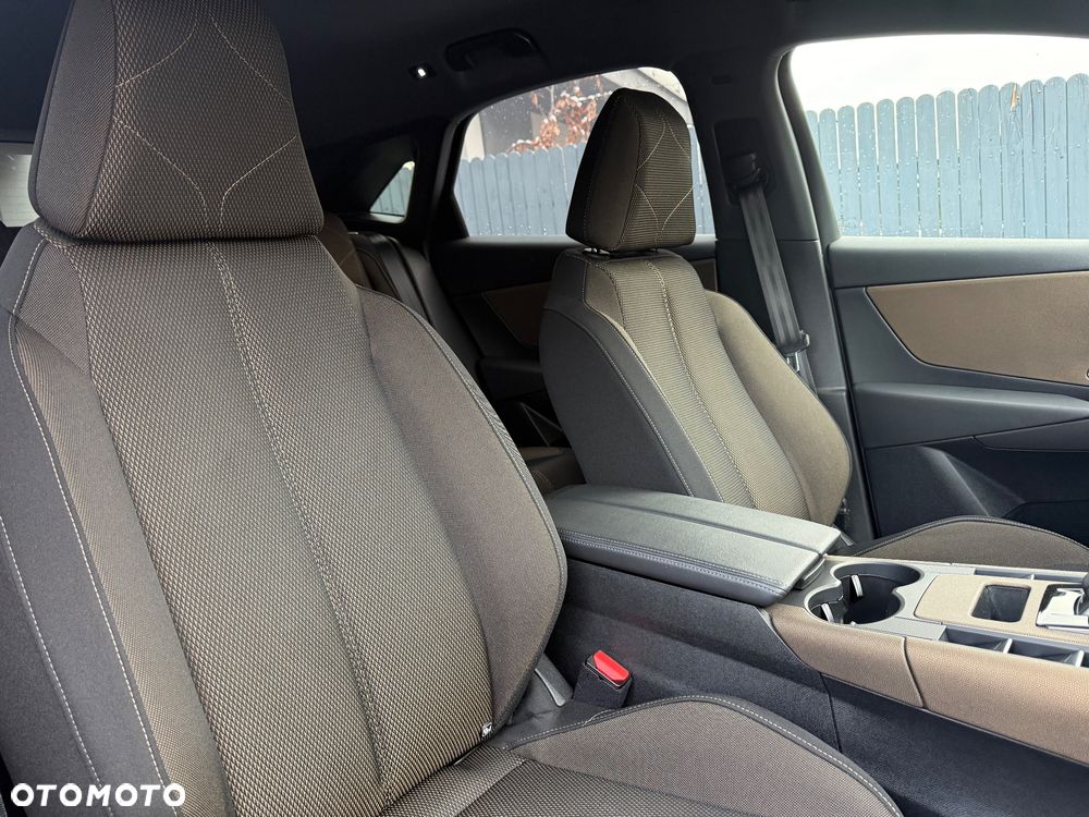 DS Automobiles DS 7 Crossback - 15