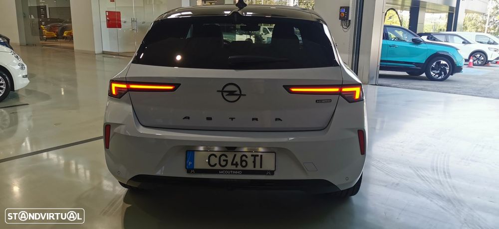Opel Astra - 4