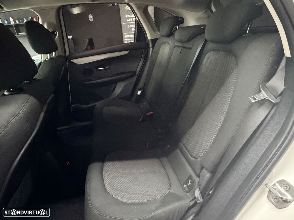 BMW 216 Active Tourer d Advantage - 25
