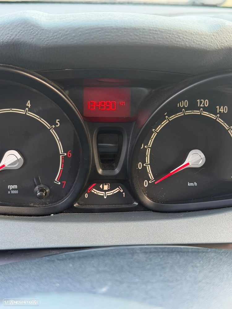 Ford Fiesta 1.25 Titanium - 12