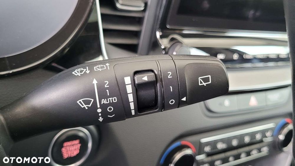 Kia XCeed - 25