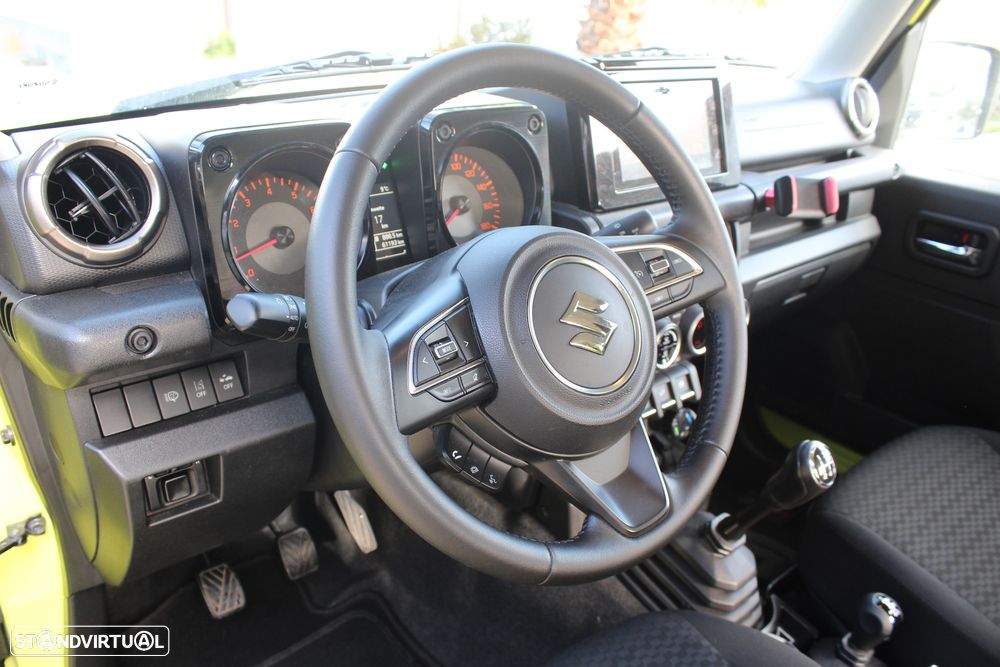 Suzuki Jimny 1.5 ALLGRIP Comfort+ - 15