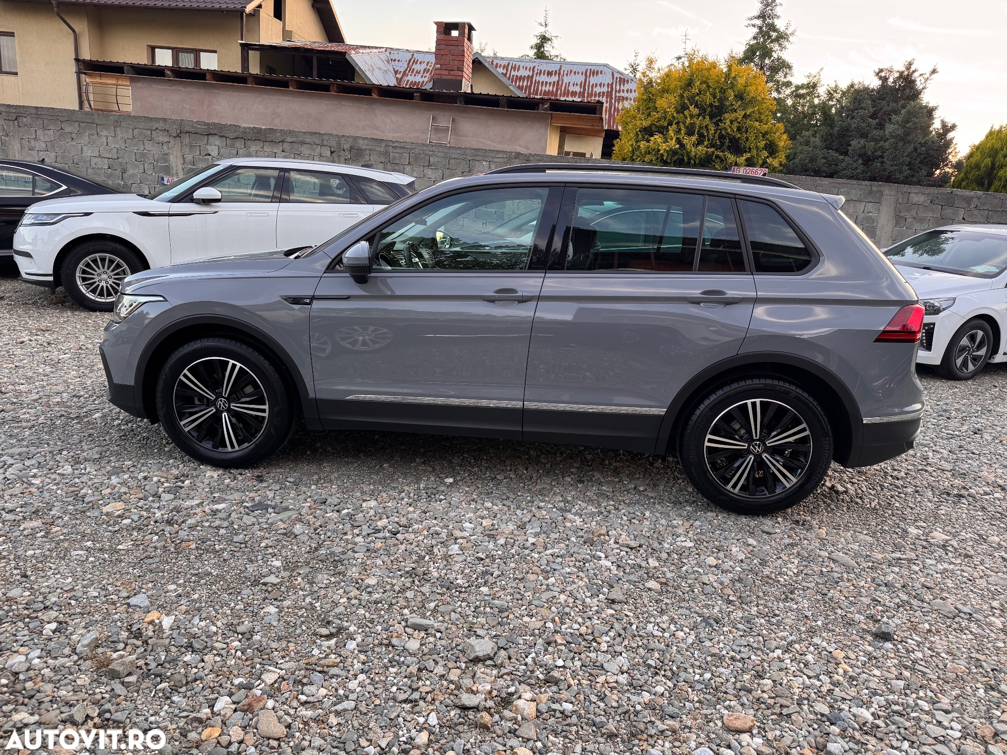 Volkswagen Tiguan 2.0 TDI SCR DSG R-Line - 8
