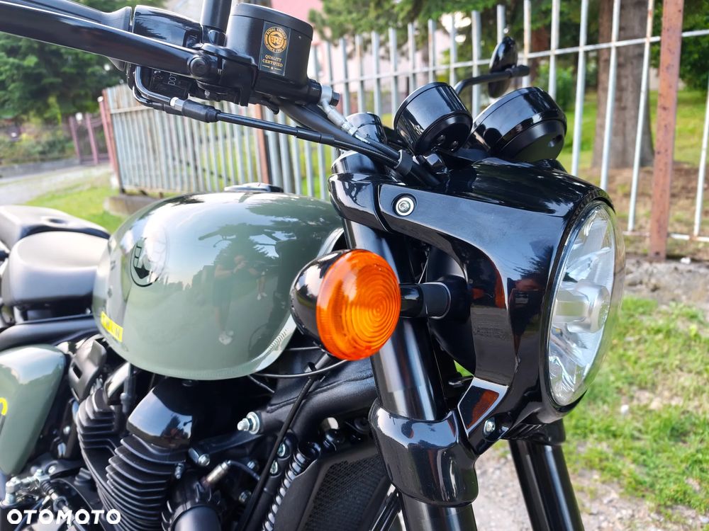 Royal Enfield Shotgun - 12