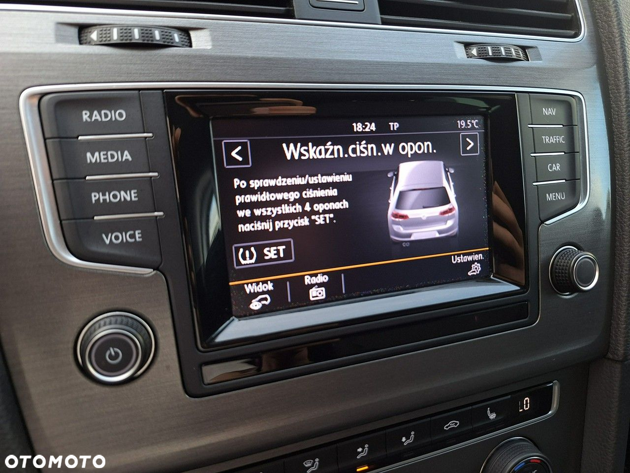 Volkswagen Golf - 17