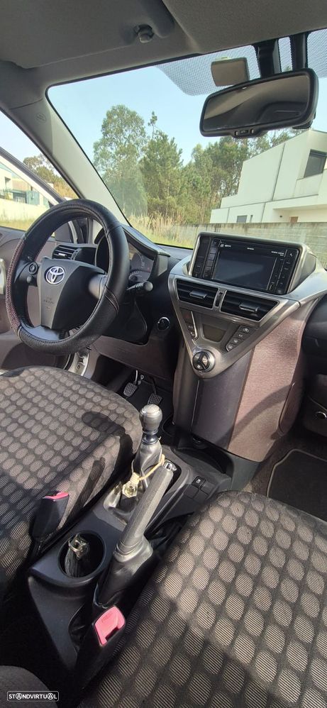Toyota iQ 1.0 VVT-i 2 NAVI+Bluetooth - 6