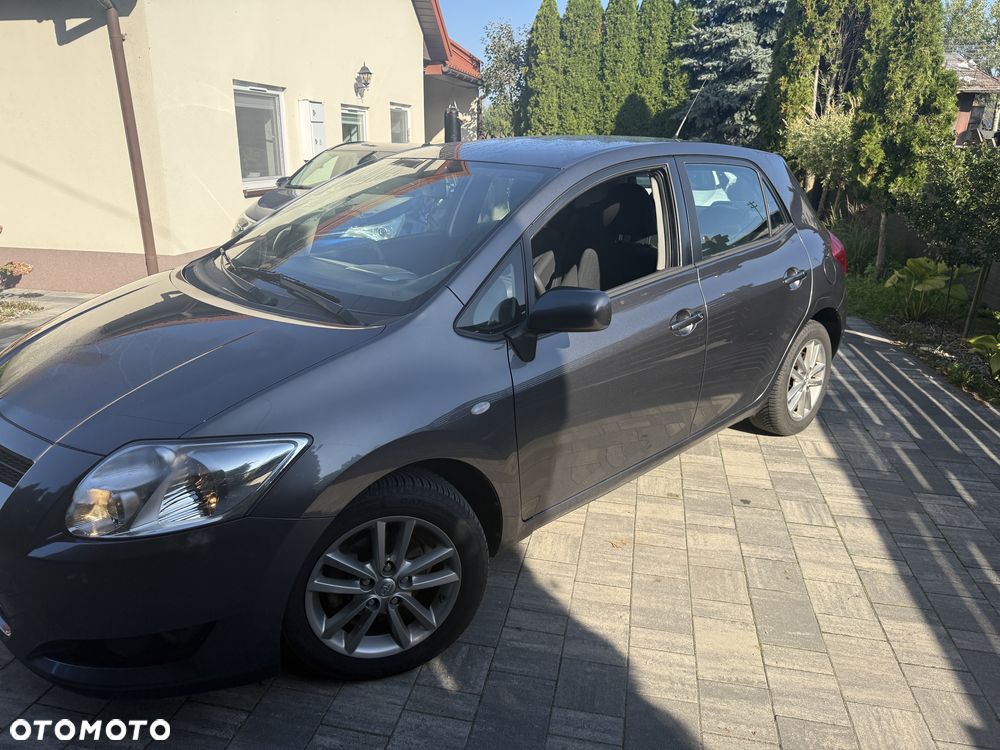 Toyota Auris - 7