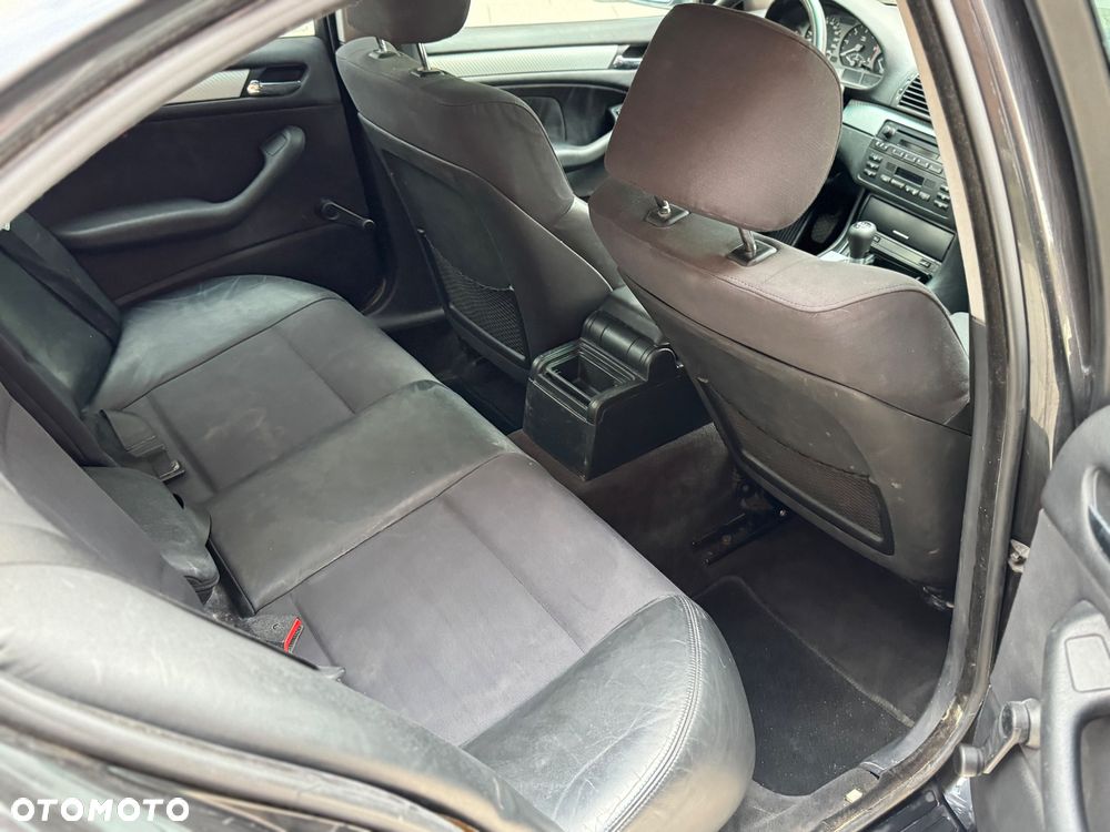 BMW Seria 3 - 12