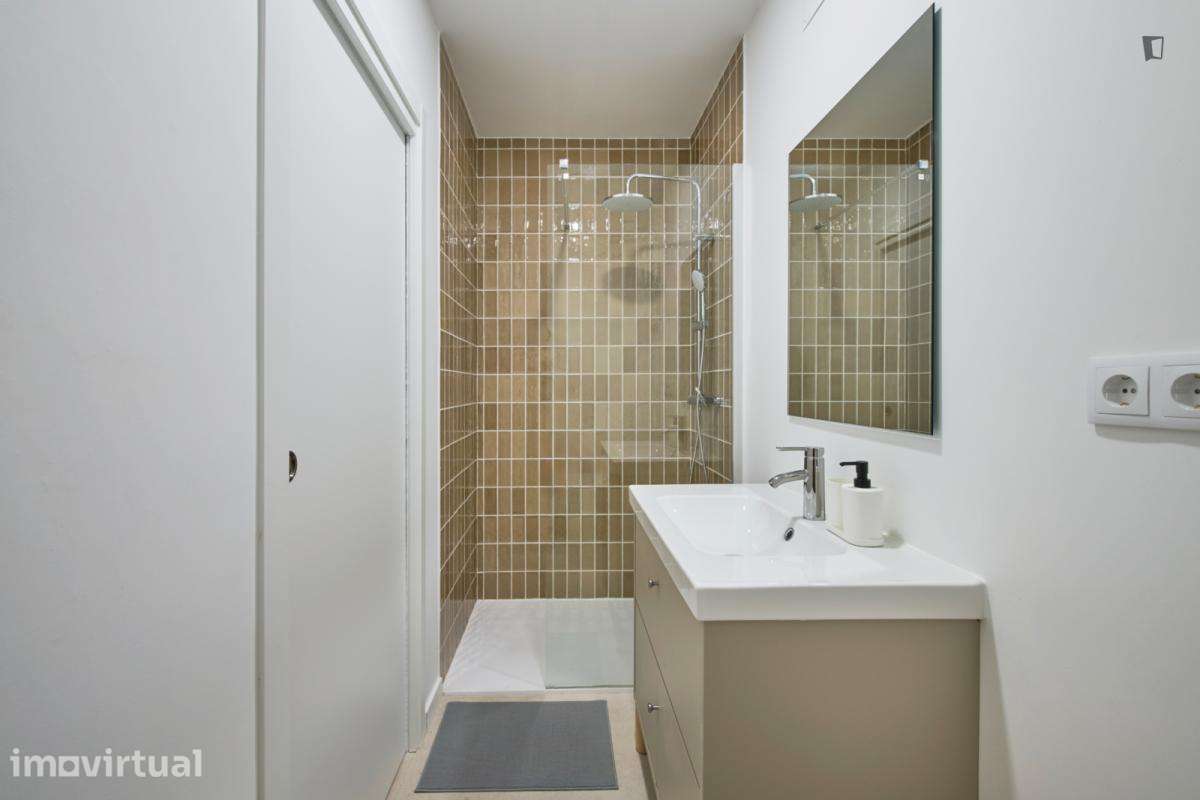 Quarto - localizado em Alvalade Lisbon - Grande imagem: 4/20
