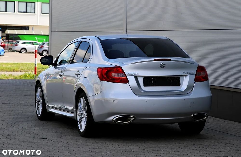 Suzuki Kizashi - 7