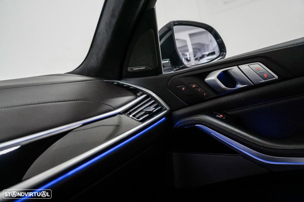 BMW X7 40 d xDrive - 29
