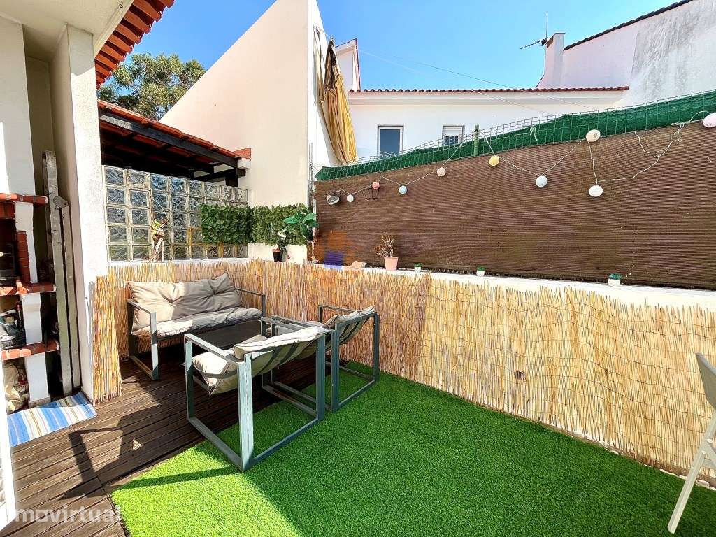 Moradia T3 Geminada em Vale de Milhaços - Conforto, Espaço e Locali... - Grande imagem: 2/33