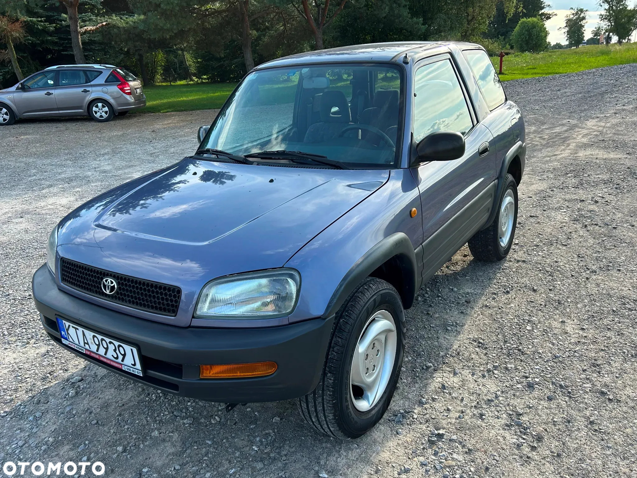 Toyota RAV4 - 2