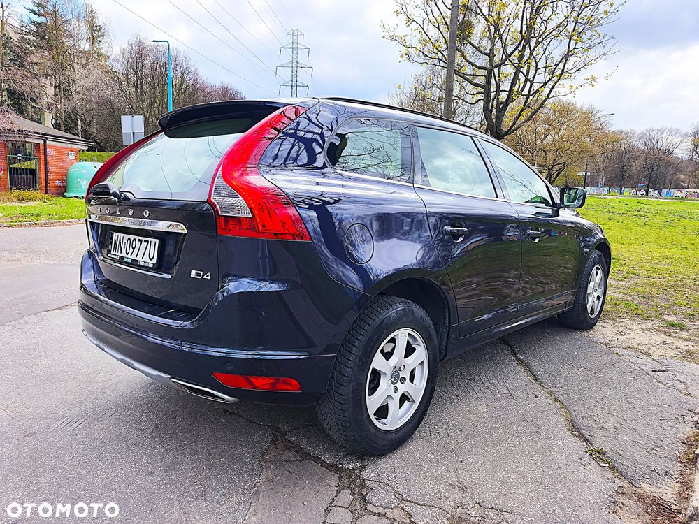 Volvo XC 60 D4 Drive-E Momentum - 3