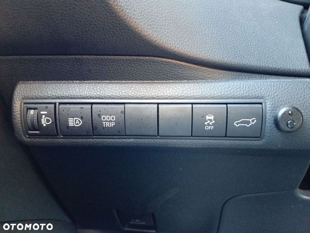 Toyota Corolla 1.8 Hybrid Style - 16