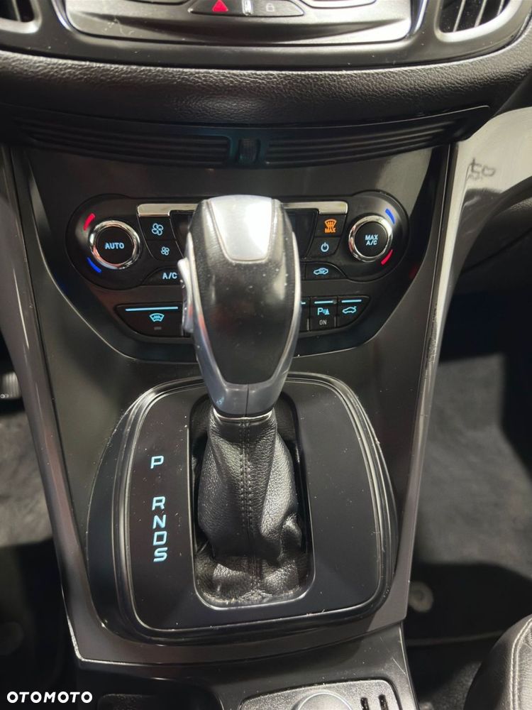 Ford Kuga - 29