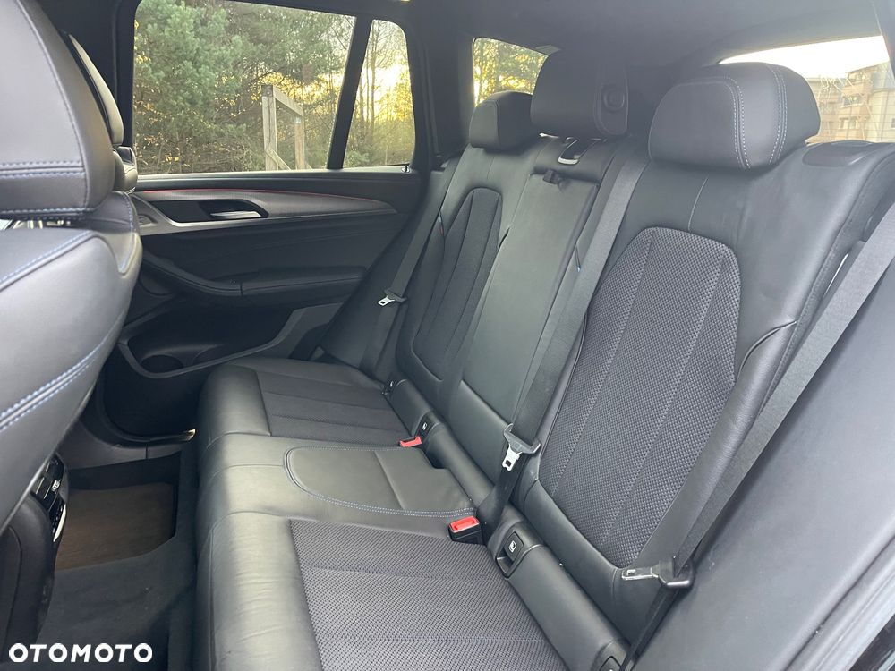 BMW X3 M M40d - 13