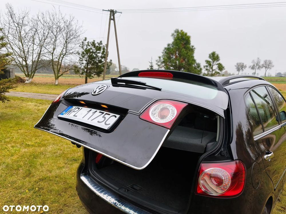 Volkswagen Golf Plus - 11