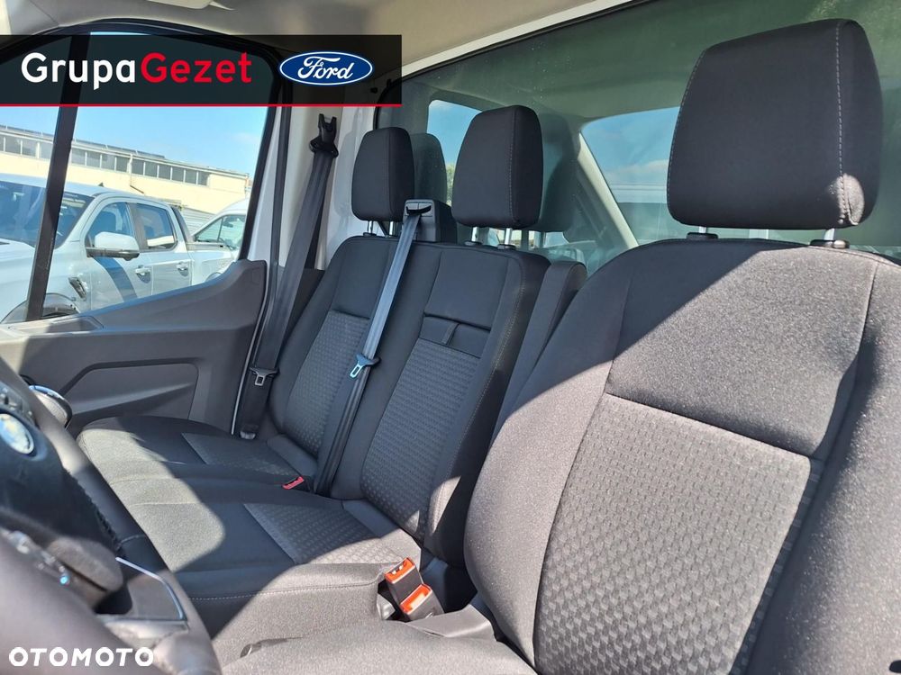 Ford Transit - 11