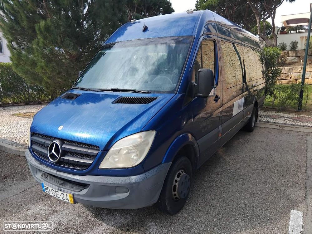 Mercedes-Benz Sprinter - 2