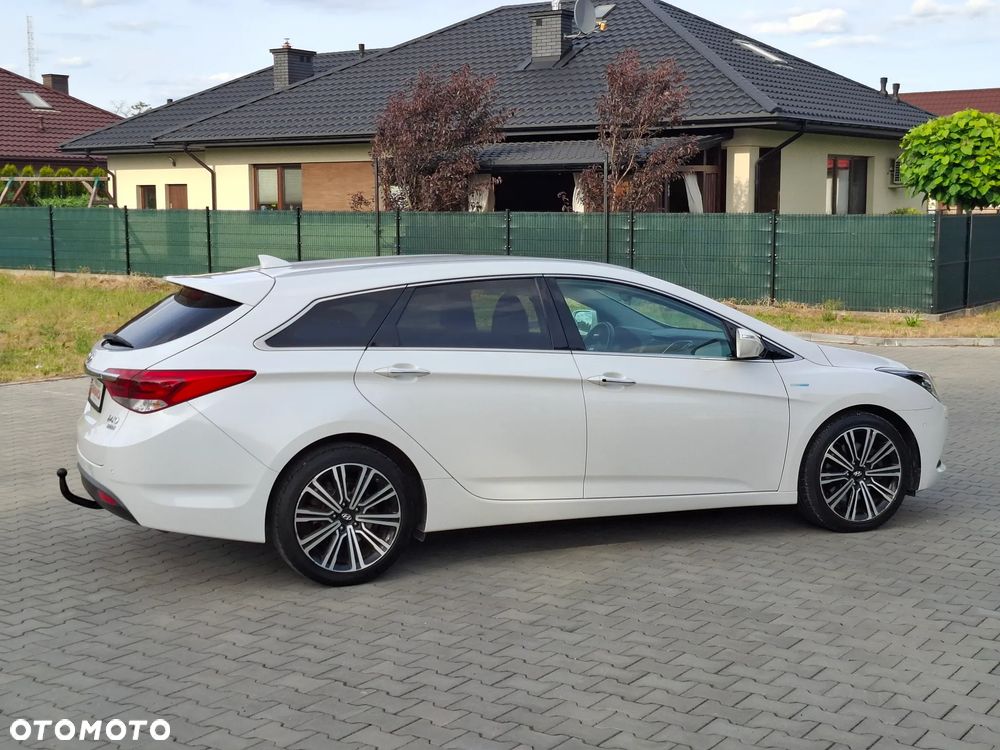 Hyundai i40 Kombi blue 1.7 CRDi Premium - 10