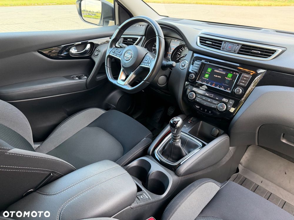 Nissan Qashqai 1.3 DIG-T N-Connecta - 37