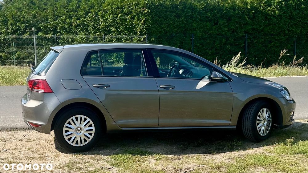 Volkswagen Golf 1.2 TSI BMT Trendline - 40