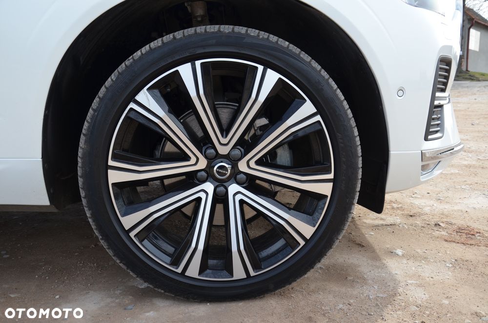 Volvo XC 60 B5 B AWD Ultimate Bright - 10