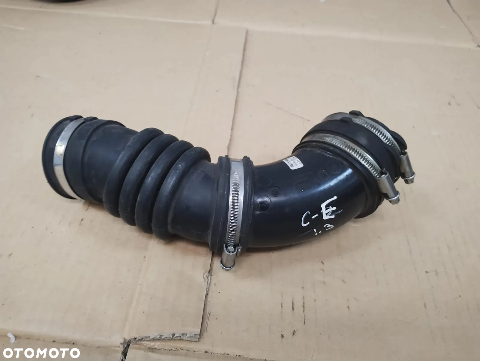 OPEL CORSA E 1.3 CDTI RURA DOLOT PRZEWÓD POWIETRZA 13427555 - 2