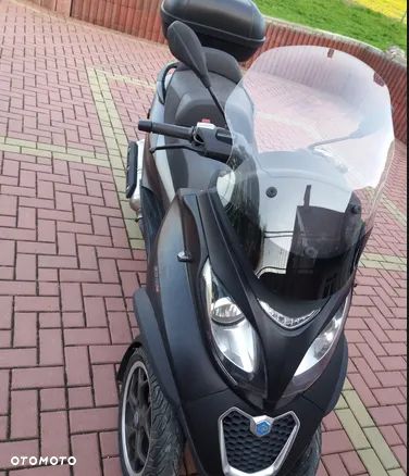 Piaggio MP-3 - 3