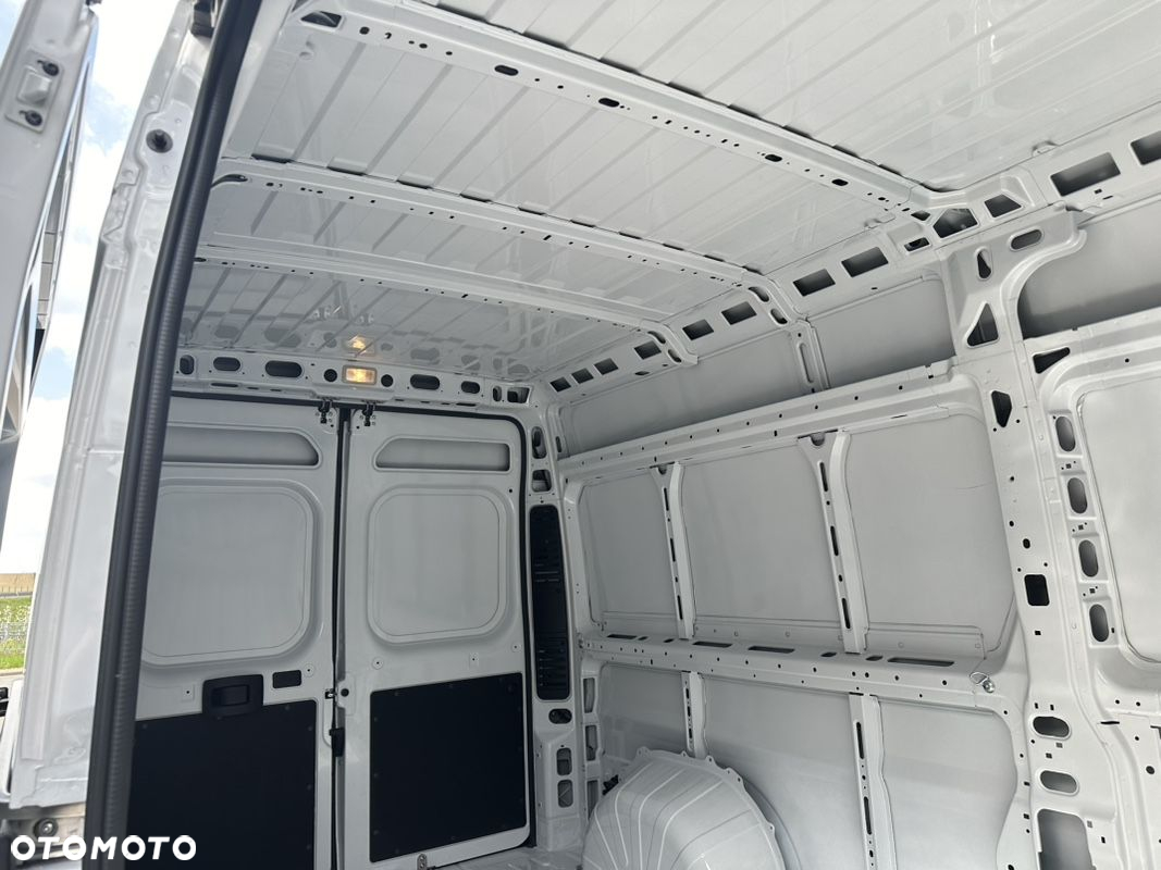 Opel Movano - 5