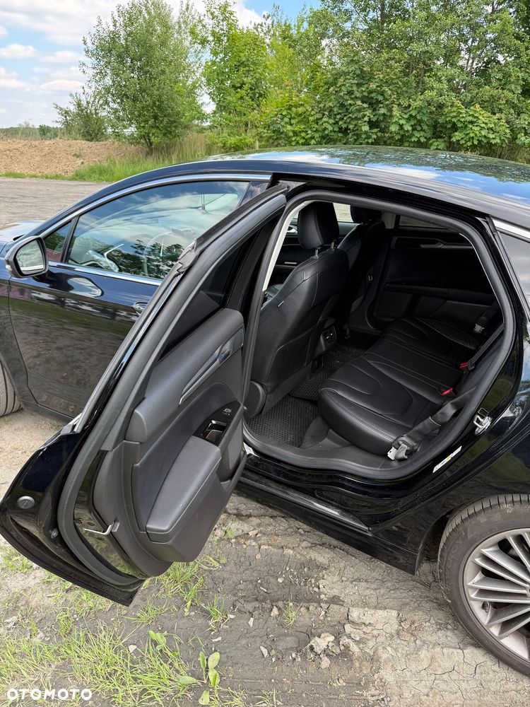 Ford Mondeo - 7