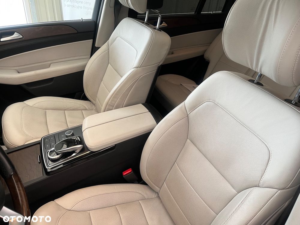 Mercedes-Benz GLS 350 d 4-Matic - 18