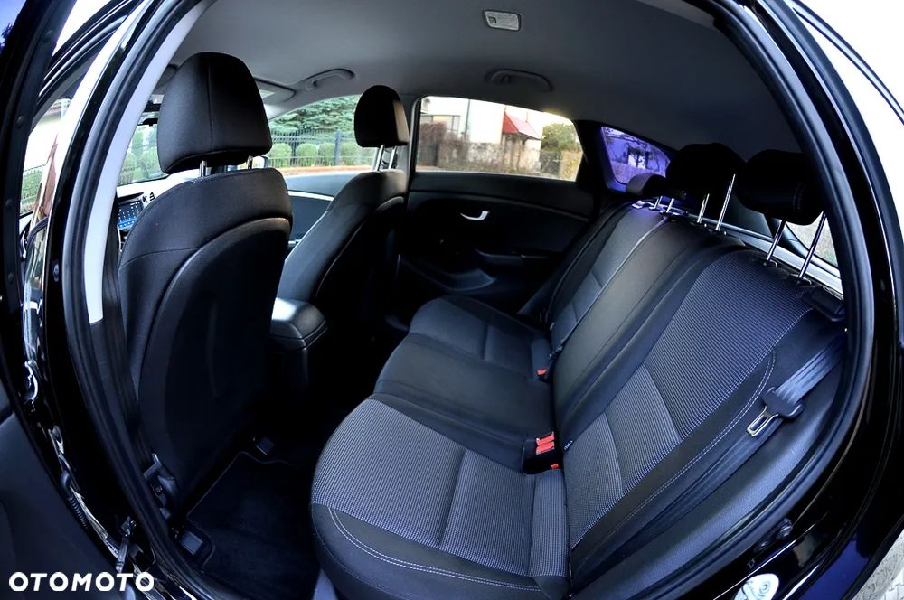 Hyundai i30 1.6 GDI BlueDrive Premium - 22