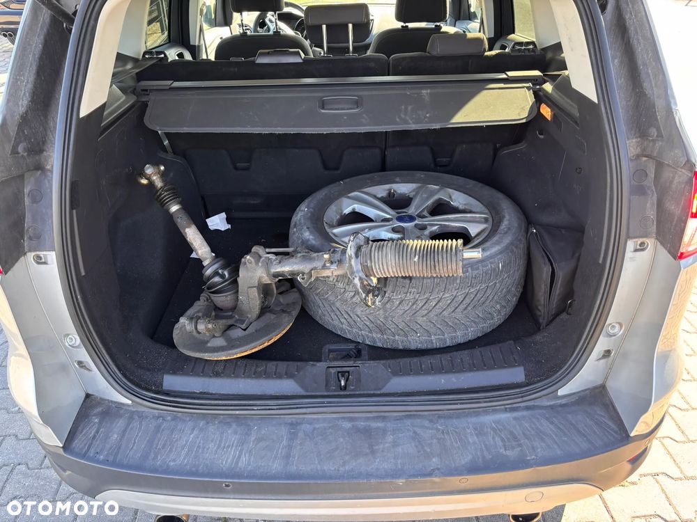 Ford Kuga - 22
