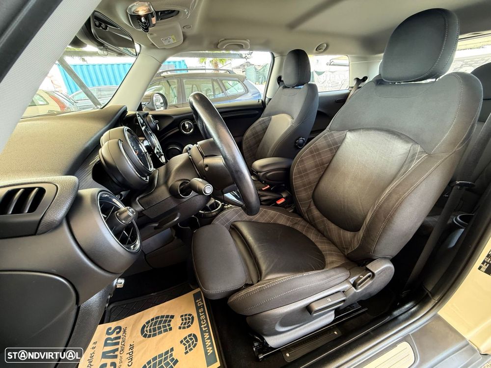 MINI 3 Portas Cooper Auto - 13