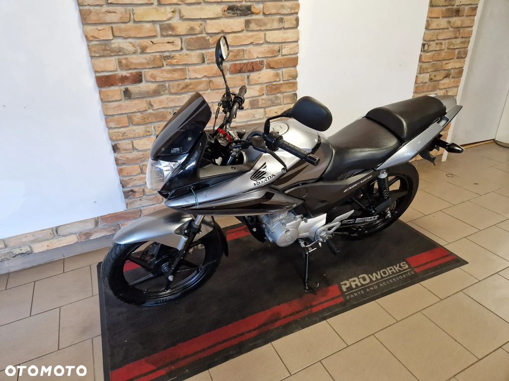 Honda CBF - 6