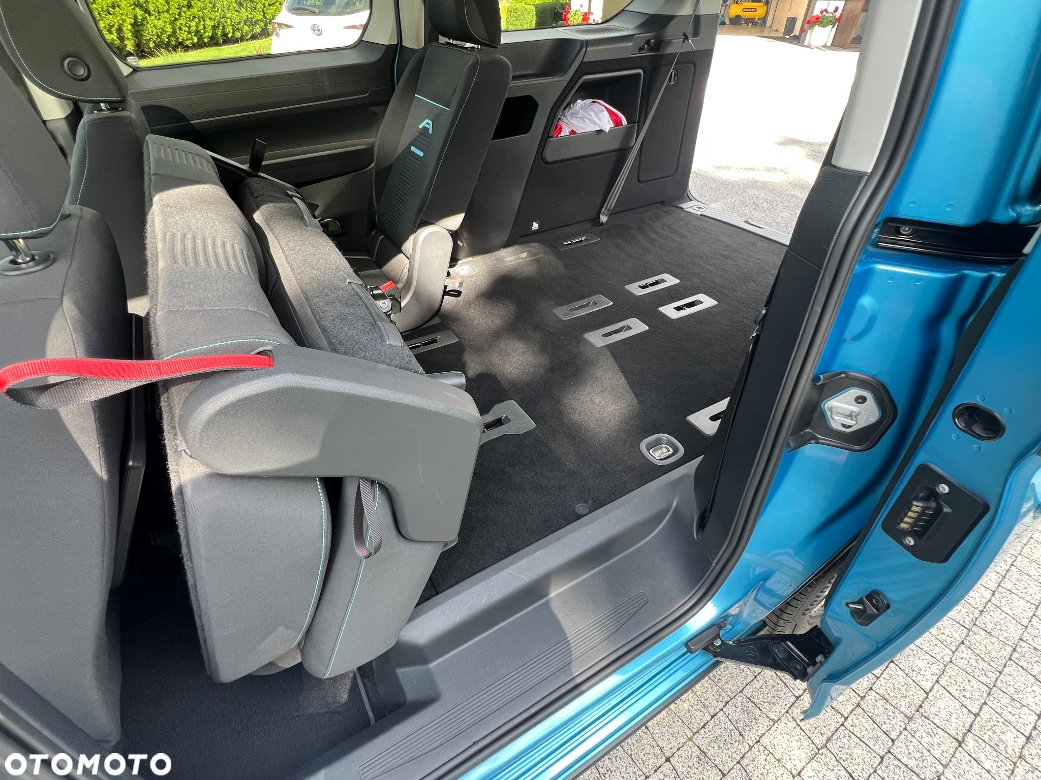 Ford Tourneo Connect Grand - 16