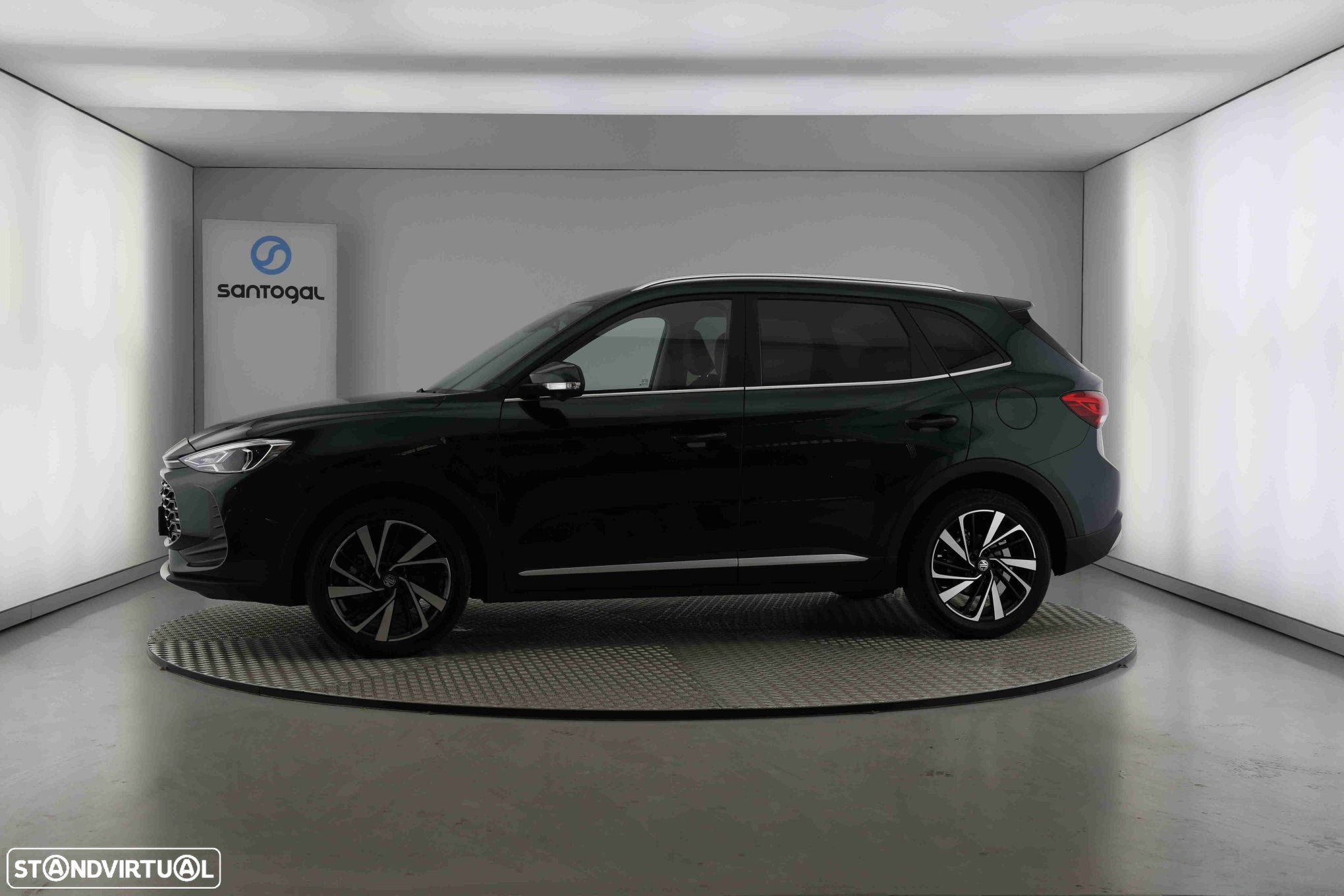 MG ZS 1.5 Hybrid+ Luxury - 2