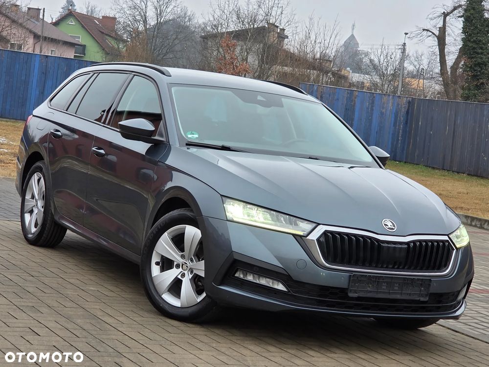 Skoda Octavia 2.0 TDI DSG Edition - 10