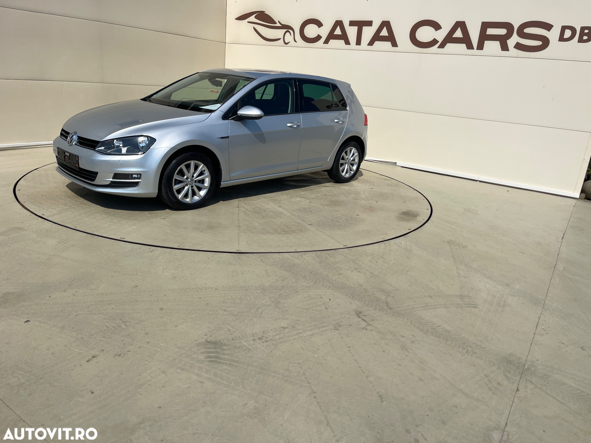 Volkswagen Golf 1.2 TSI BlueMotion Technology Lounge - 5