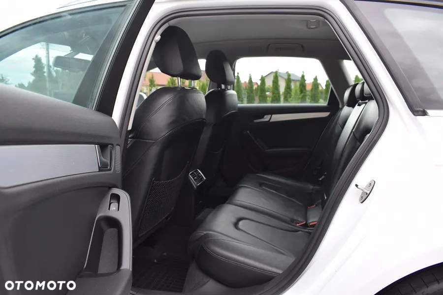 Audi A4 Avant 2.0 TDI DPF quattro S line Sportpaket (plus) - 7