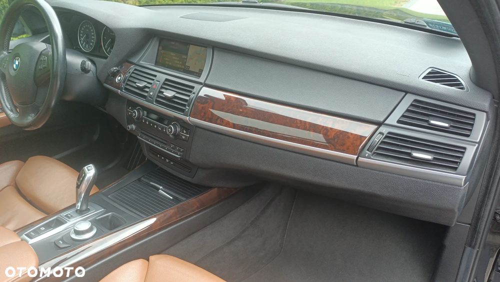 BMW X5 3.0sd xDrive - 13